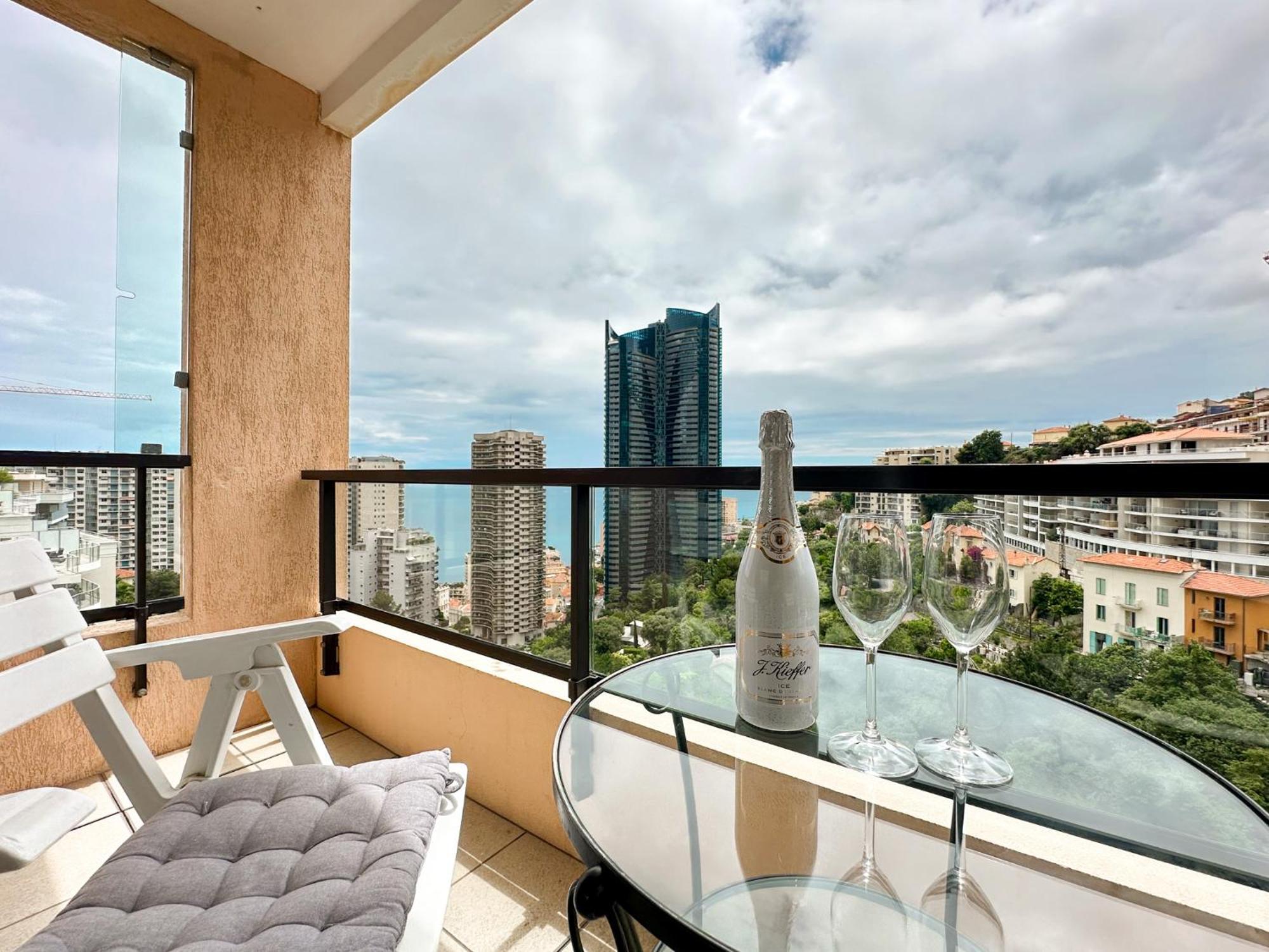Luxurious 3 Rooms, Pool, Bnbrickeys Beausoleil Exterior photo